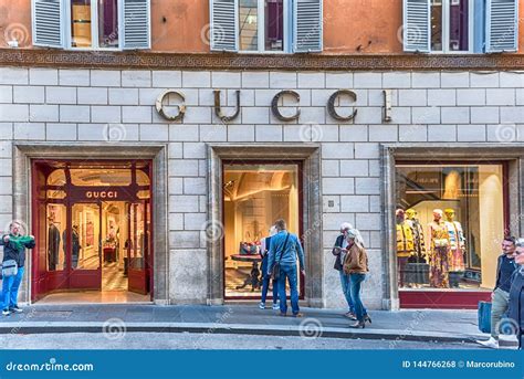 gucci riprese roma|gucci store rome italy.